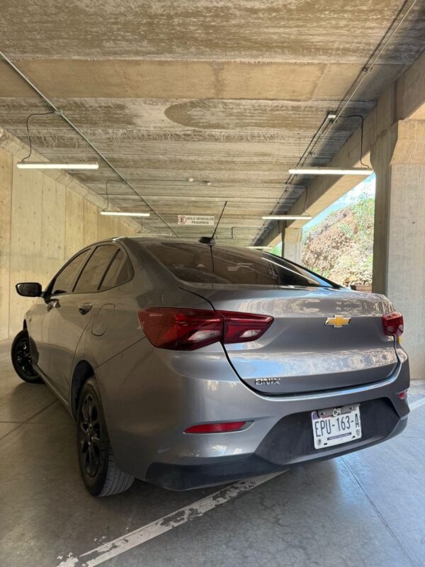 Chevrolet ónix 2022 - Image 2