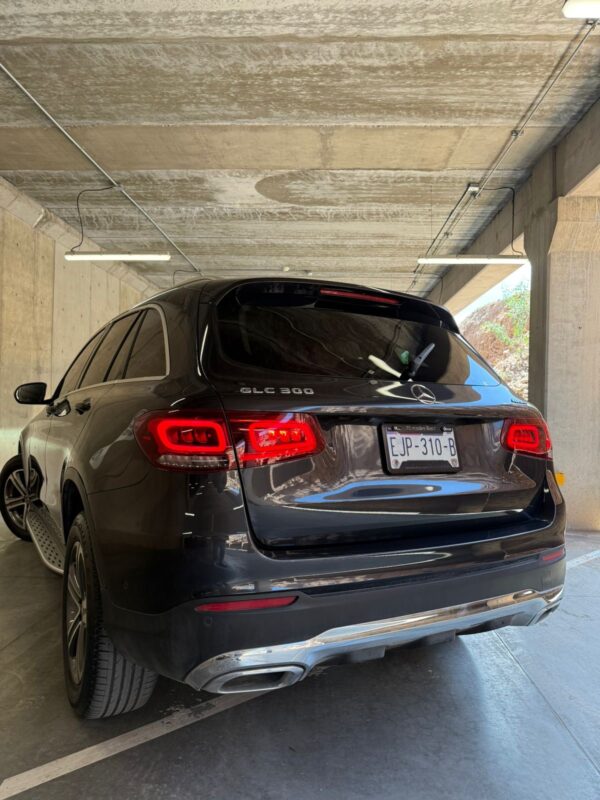 Mercedes GLC 300 2021 - Image 3