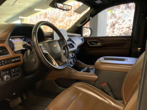 Chevrolet suburban high country 2021 - Image 3