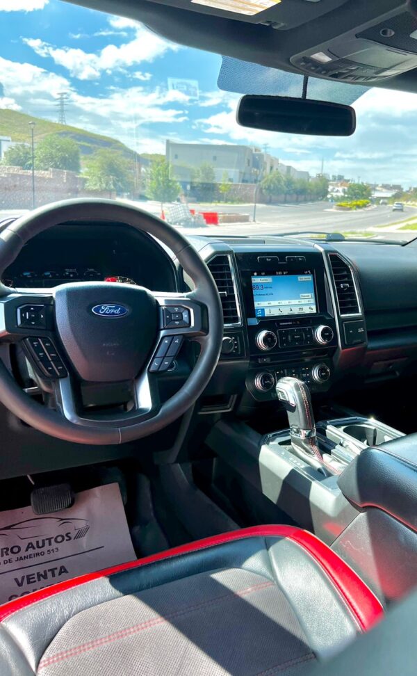 Ford Lobo Lariat Sport 2017 - Image 3