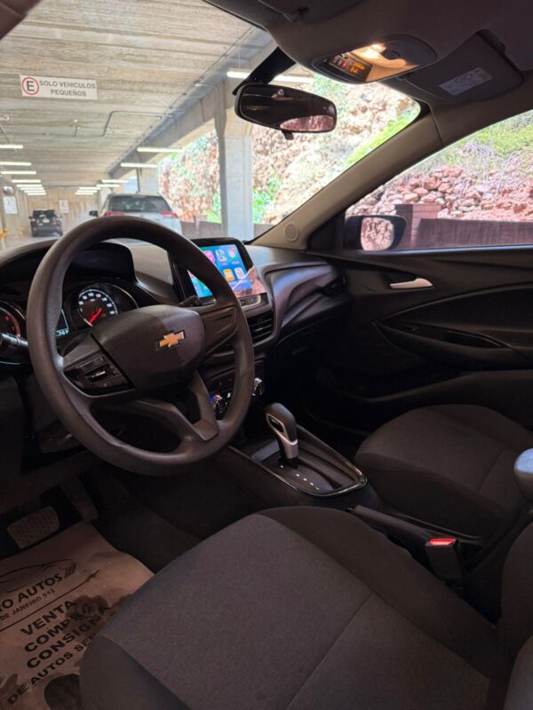 Chevrolet ónix 2022 - Image 3