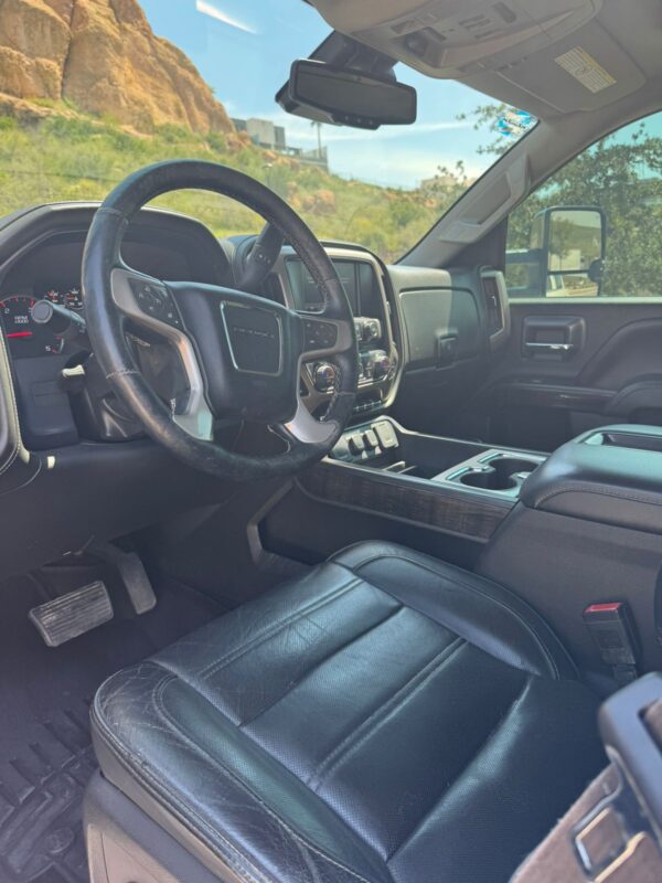 Gmc Sierra Denali 2015 - Image 2