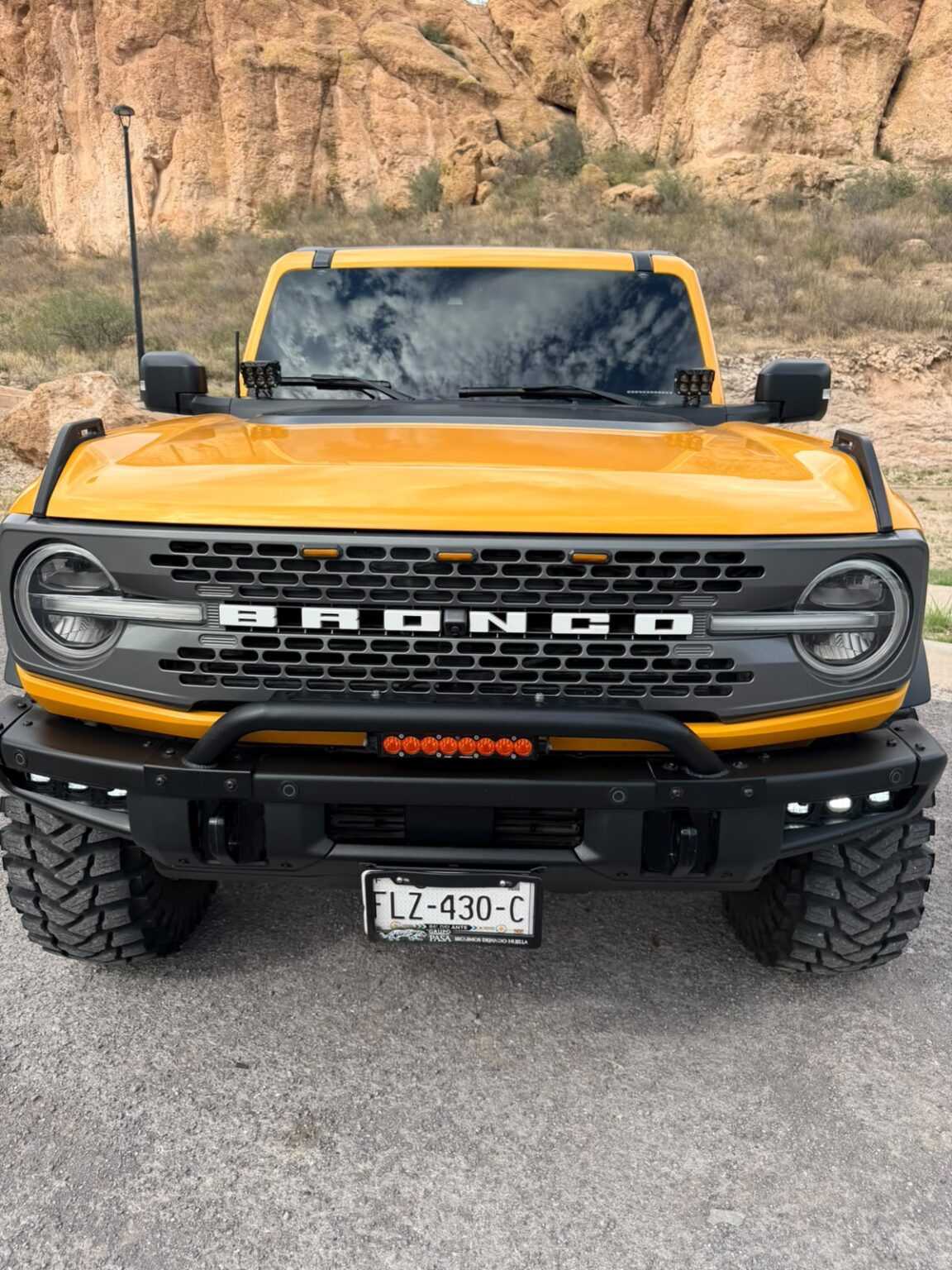 FORD BRONCO 2021
